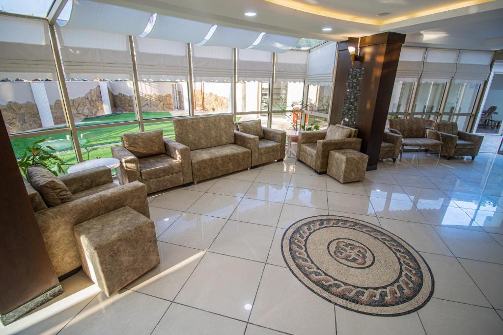 Posezení v ubytování RK MAGİC DREAM HOTEL