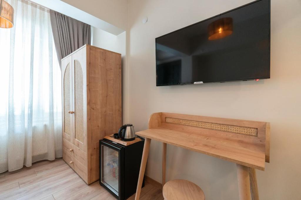 TV a/nebo společenská místnost v ubytování Aya Butik Otel