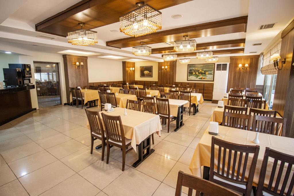 Restaurace v ubytování RK MAGİC DREAM HOTEL
