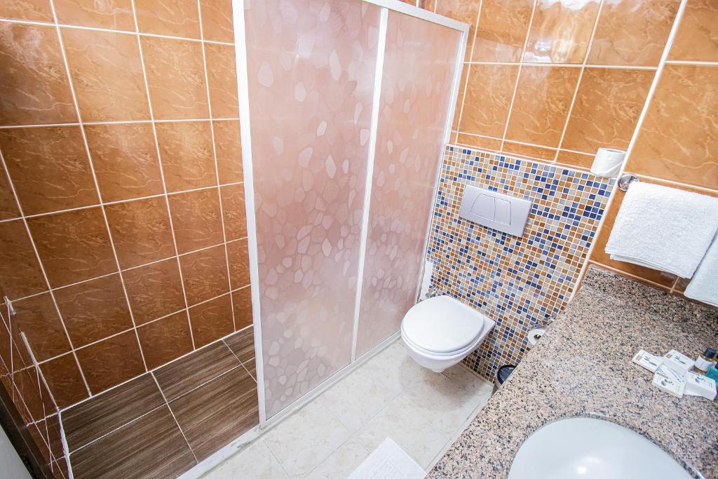 Koupelna v ubytování RK MAGİC DREAM HOTEL