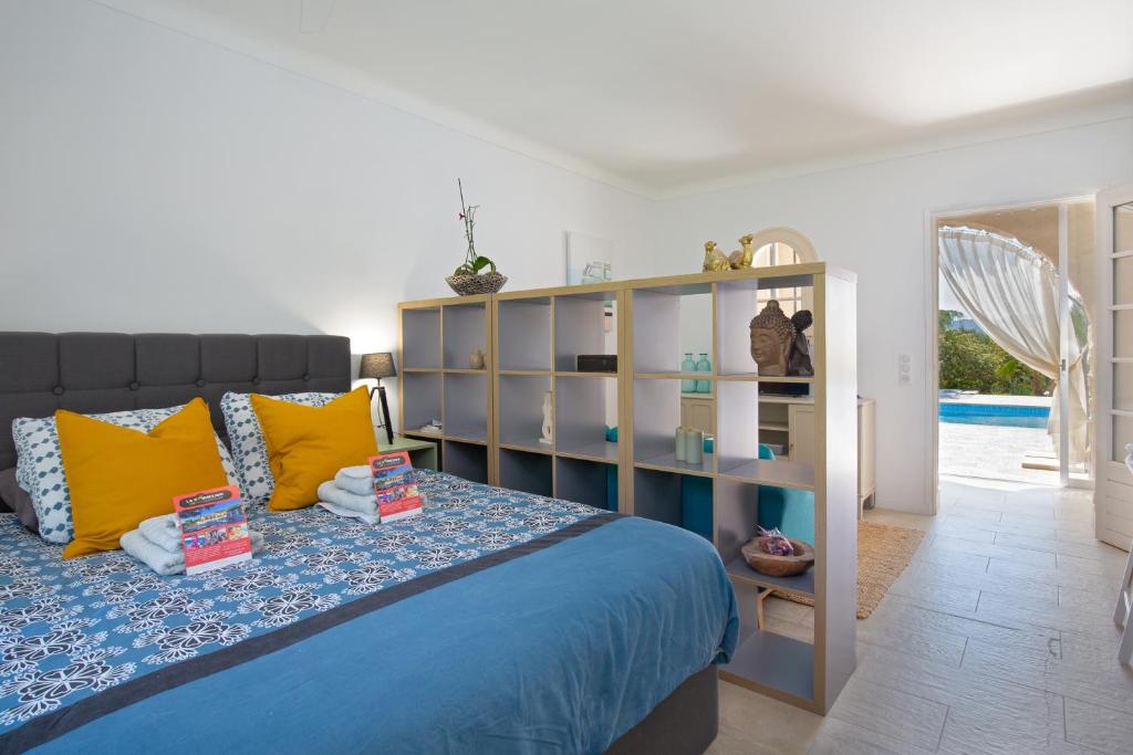 La Connexion, Gay Men Only - Studio With Pool View