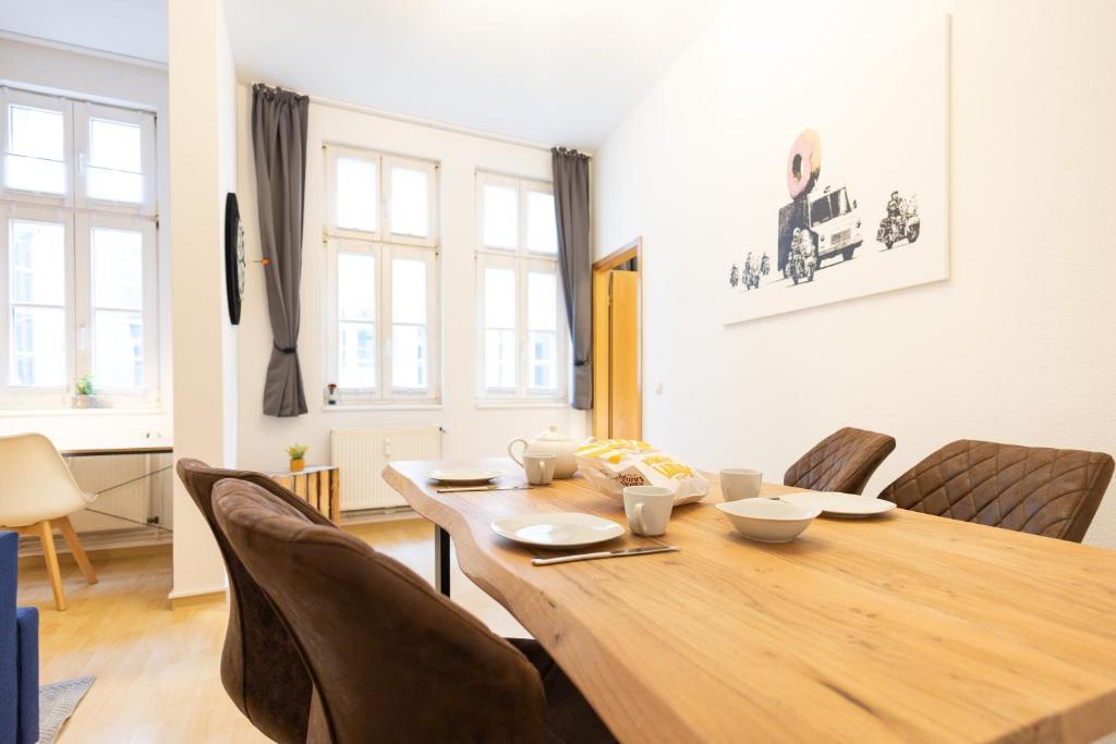 Posezení v ubytování Ko-Living Space an der Oper - Street Art Design Apartments