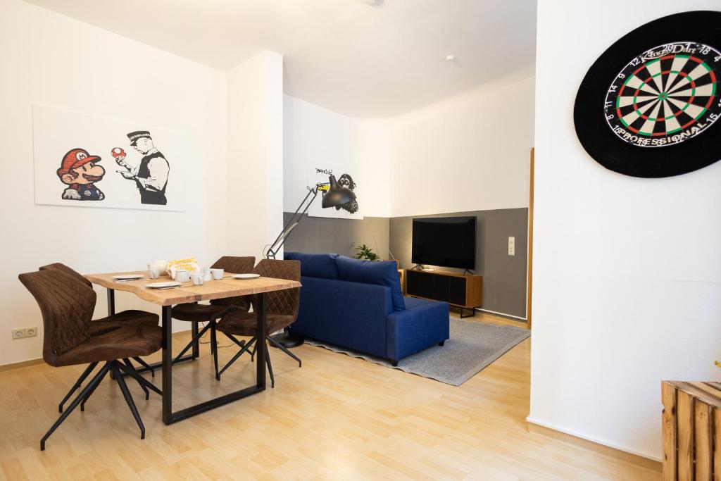 Posezení v ubytování Ko-Living Space an der Oper - Street Art Design Apartments