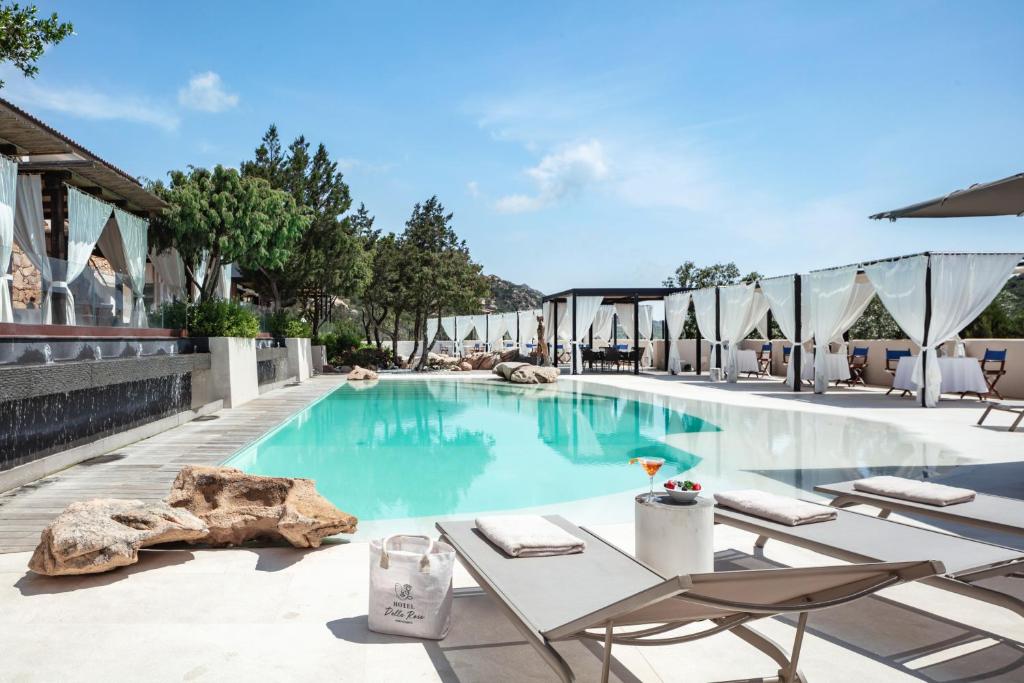 Bazén v ubytování Hotel delle Rose a Luxury Boutique Hotel nebo v jeho okolí