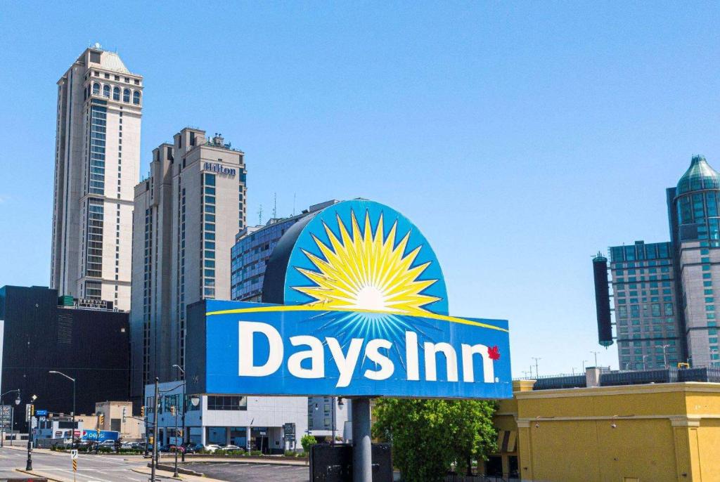 Days Inn by Wyndham Fallsview - Resim 12