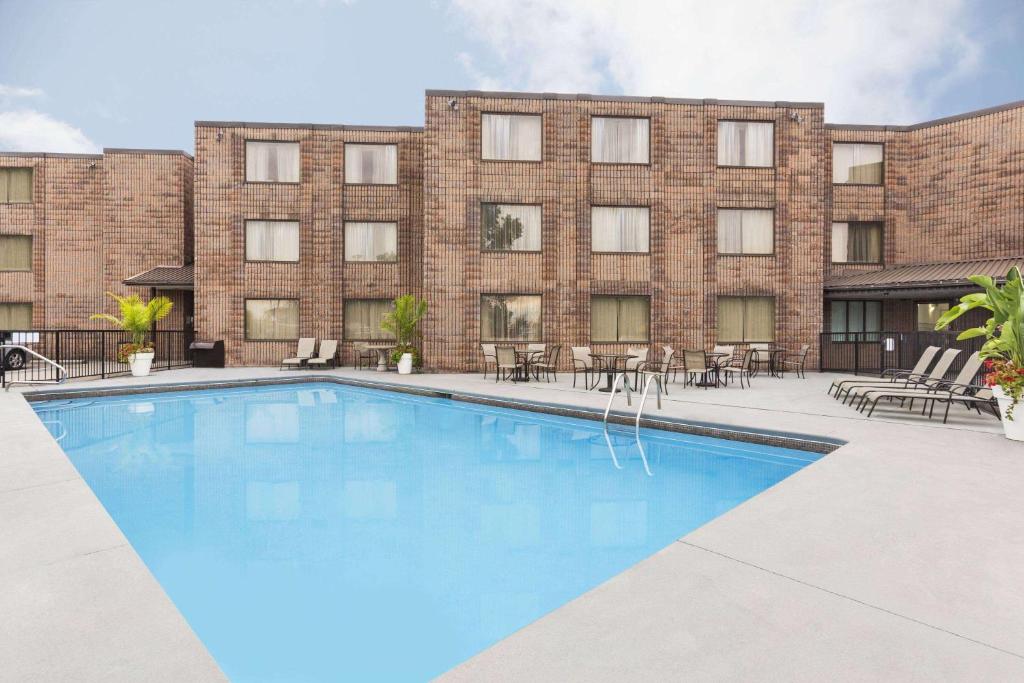 Days Inn by Wyndham Fallsview - Resim 14