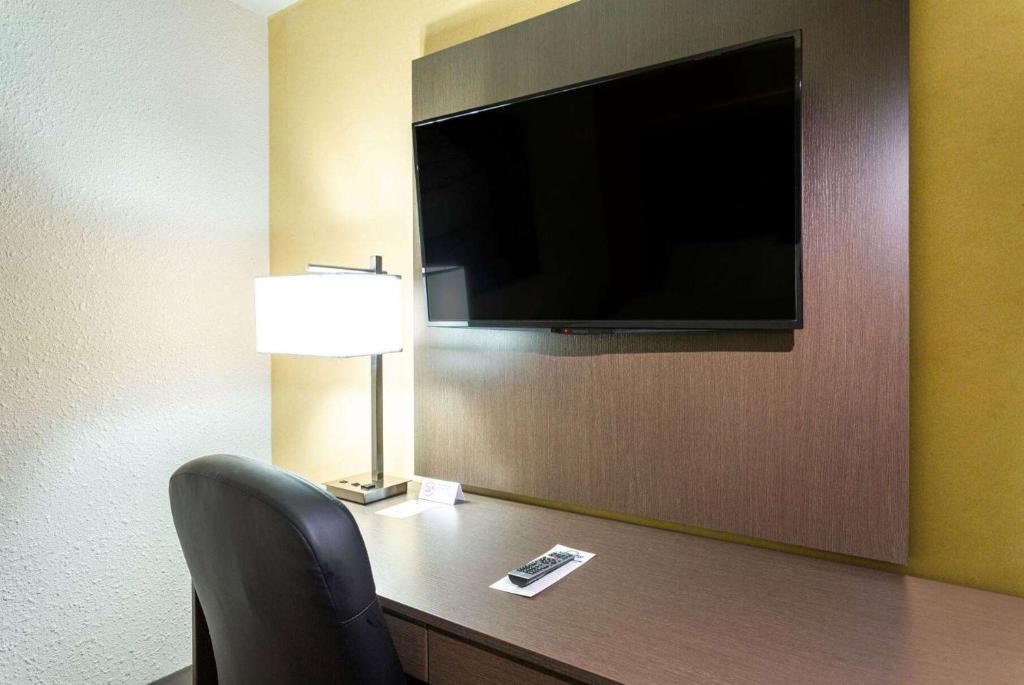 Days Inn by Wyndham Fallsview - Resim 21