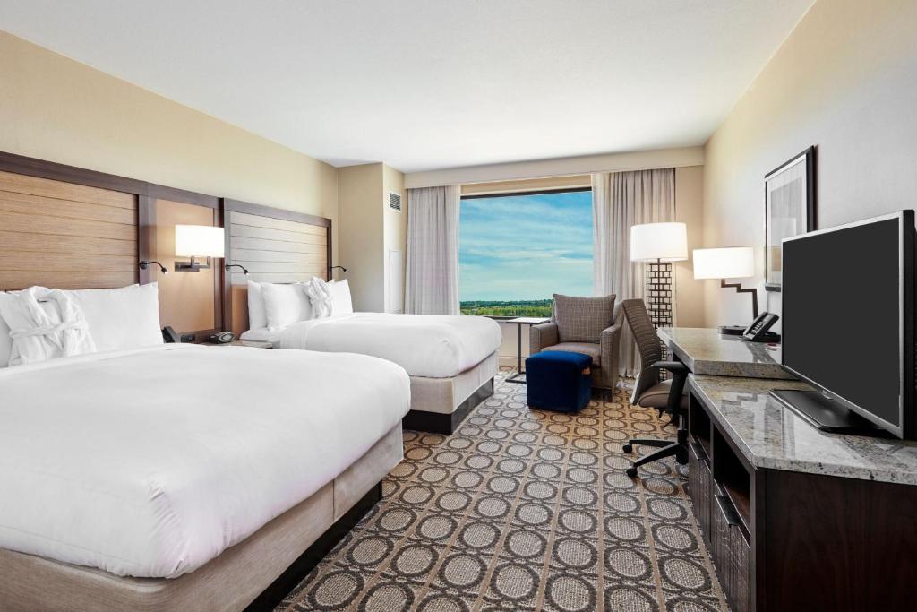 Denver Marriott Westminster - M 俱乐部楼层客房 - 带 1 张特大床