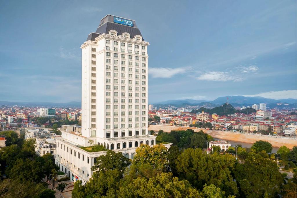 Nespecifikovaný výhled na destinaci Lạng Sơn nebo výhled na město při pohledu z hotelu
