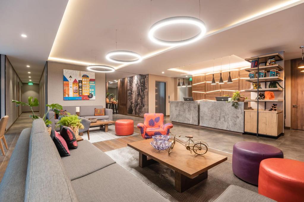 Posezení v ubytování Residence Inn by Marriott Bogota