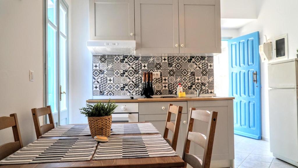 Kuchyň nebo kuchyňský kout v ubytování Ritzi Apartment