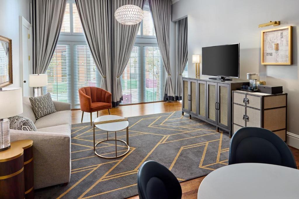 The Tremont House, Galveston, a Tribute Portfolio Hotel photo