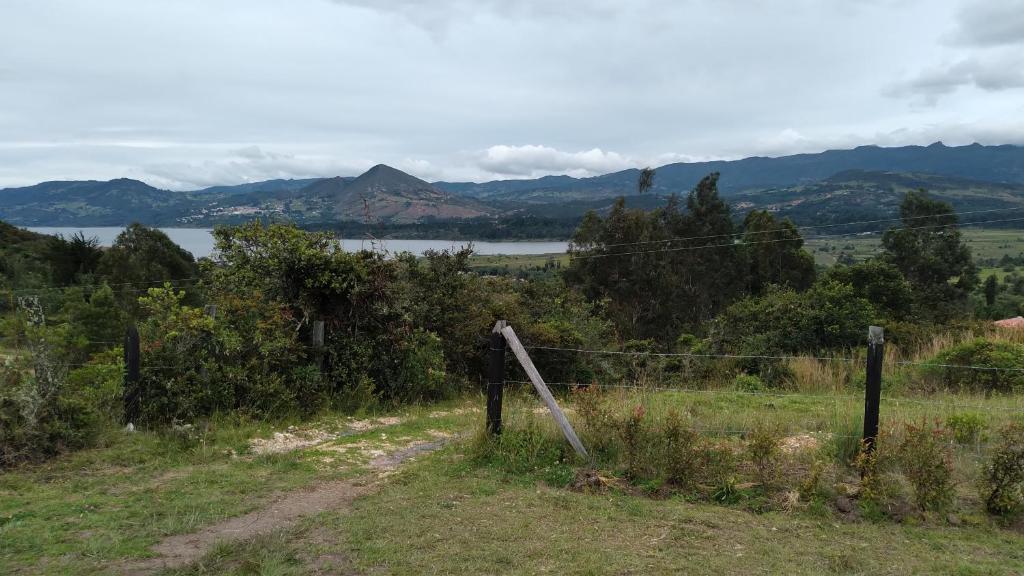 Paesaggio naturale nelle vicinanze del campeggio