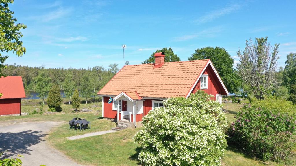 Holiday home Småland Gäddegölshult - Three-Bedroom House
