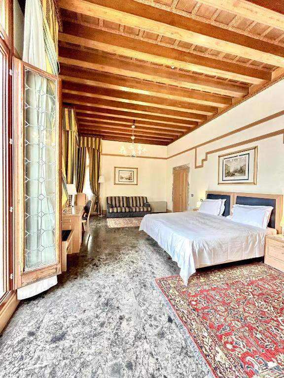 Foscari Palace - Resim 22