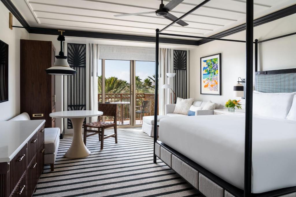 The Ritz-Carlton, Grand Cayman photo 2