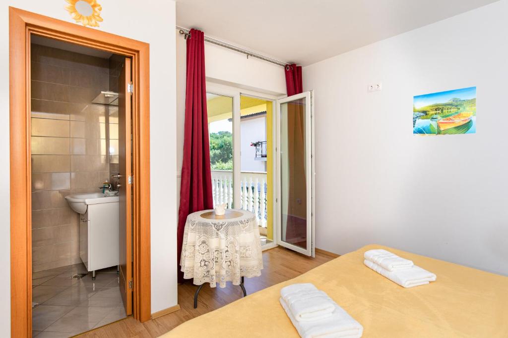 Vila Panorama by El-Pi Tours - 3