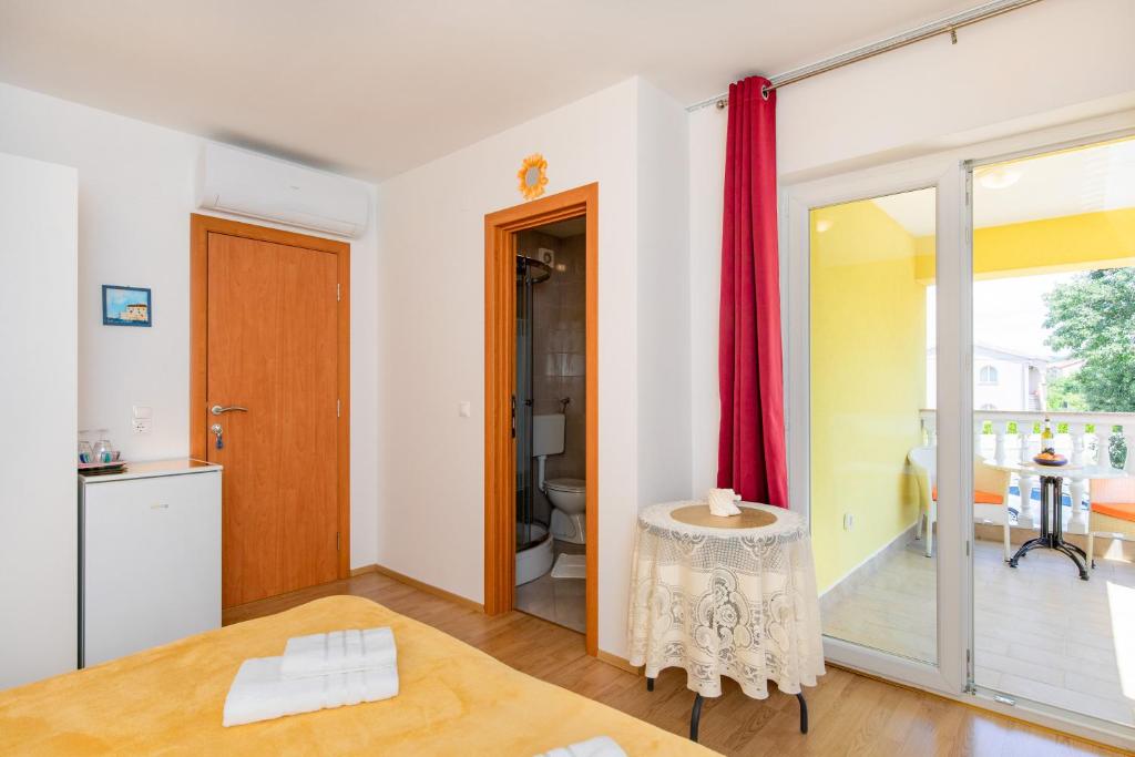 Vila Panorama by El-Pi Tours - 4