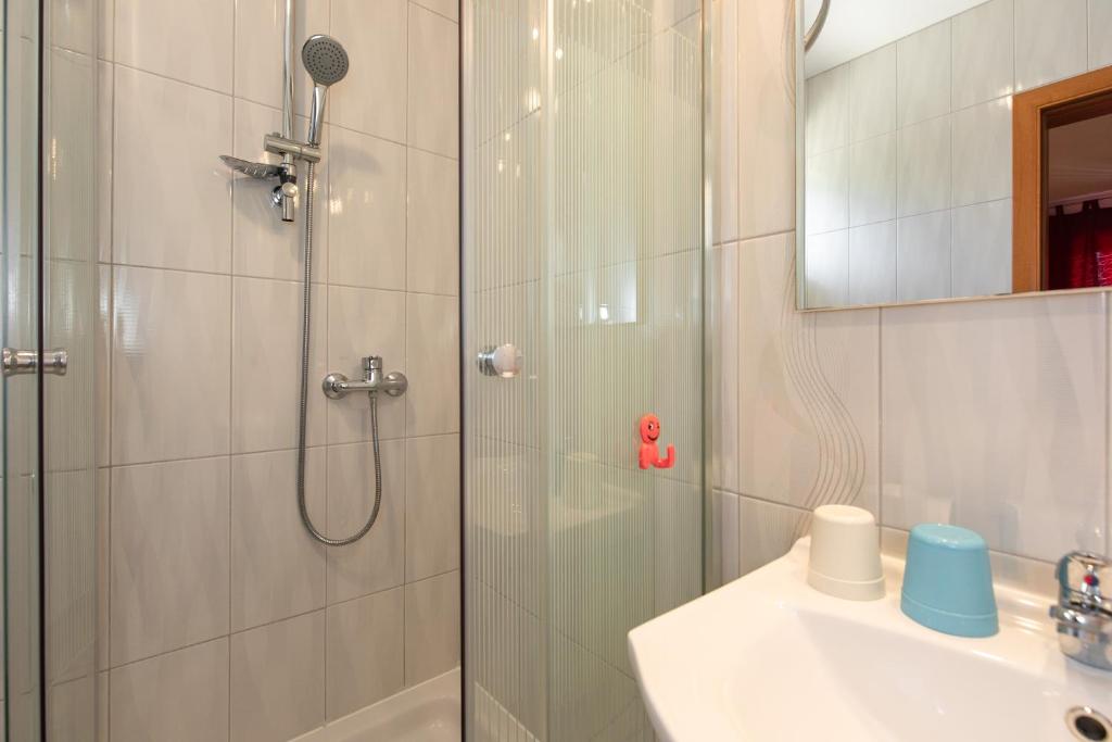 Vila Panorama by El-Pi Tours - 9