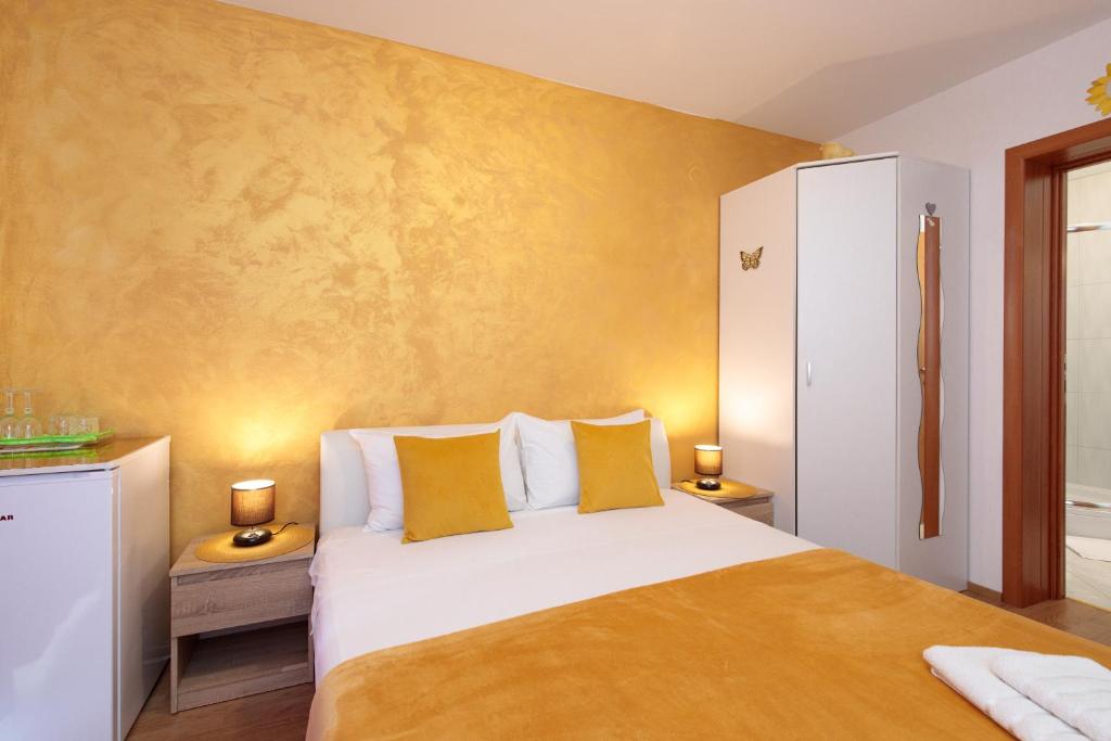 Vila Panorama by El-Pi Tours - 13