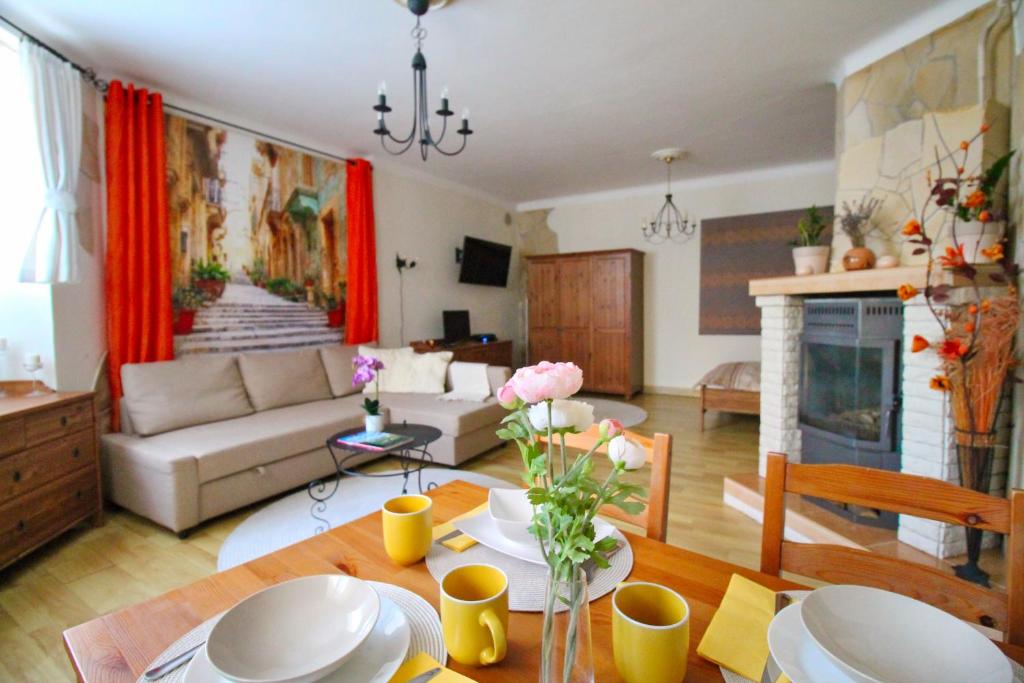 Cosy Castle Apartment 1011 Budapest, 8 Szalag utca Földszint 1. ajtó kép - 1