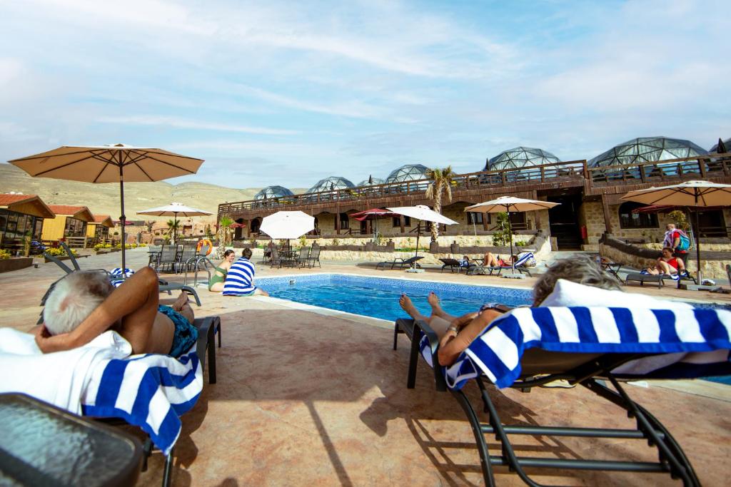 Bazén v ubytování Petra Seasons luxury Resort nebo v jeho okolí