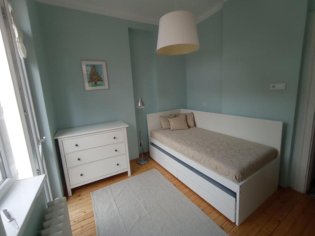 Un ou plusieurs lits dans un hébergement de l'établissement Cozy & Stylish apartment in the heart of Sofia