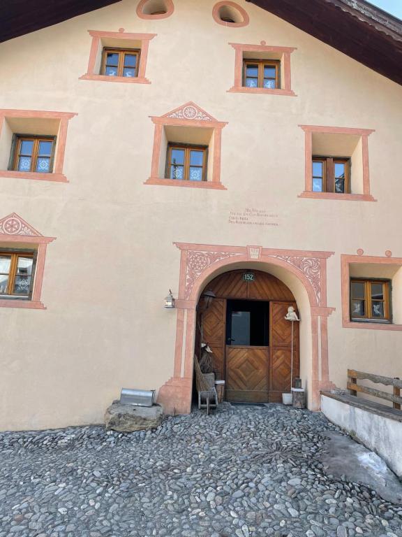 Galeriebild der Unterkunft Chasa Engadina in Sent