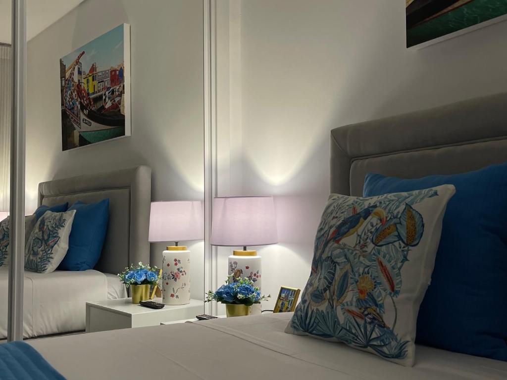 Central Tiled Apartment - 19