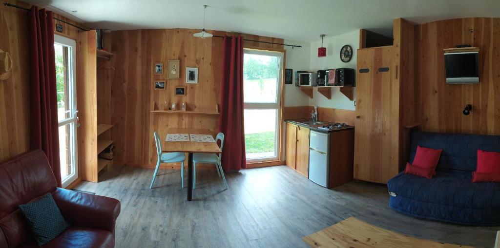 Kuchyň nebo kuchyňský kout v ubytování Gîte Baden