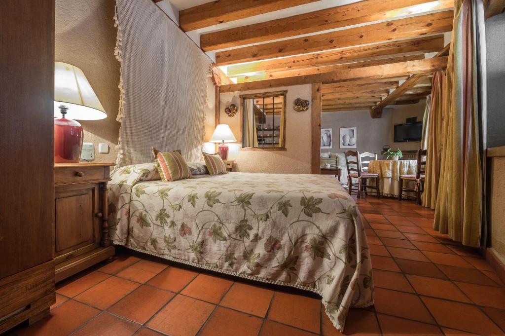 Postel nebo postele na pokoji v ubytování Apartamentos Lobiche