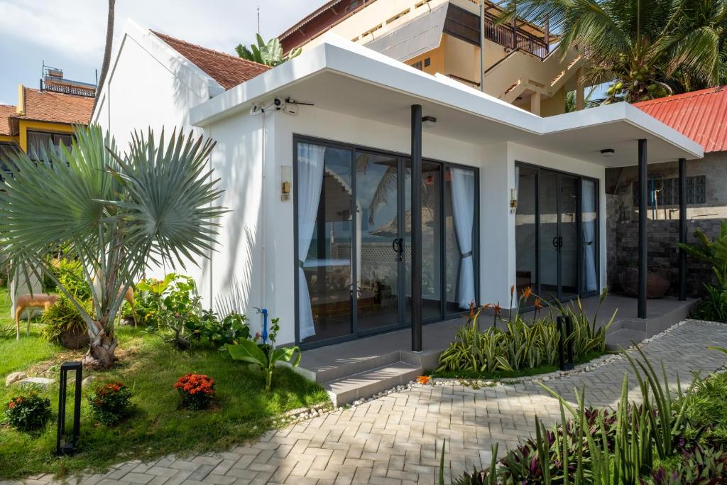 review Oceanfront Anh Nguyễn Nha Trang