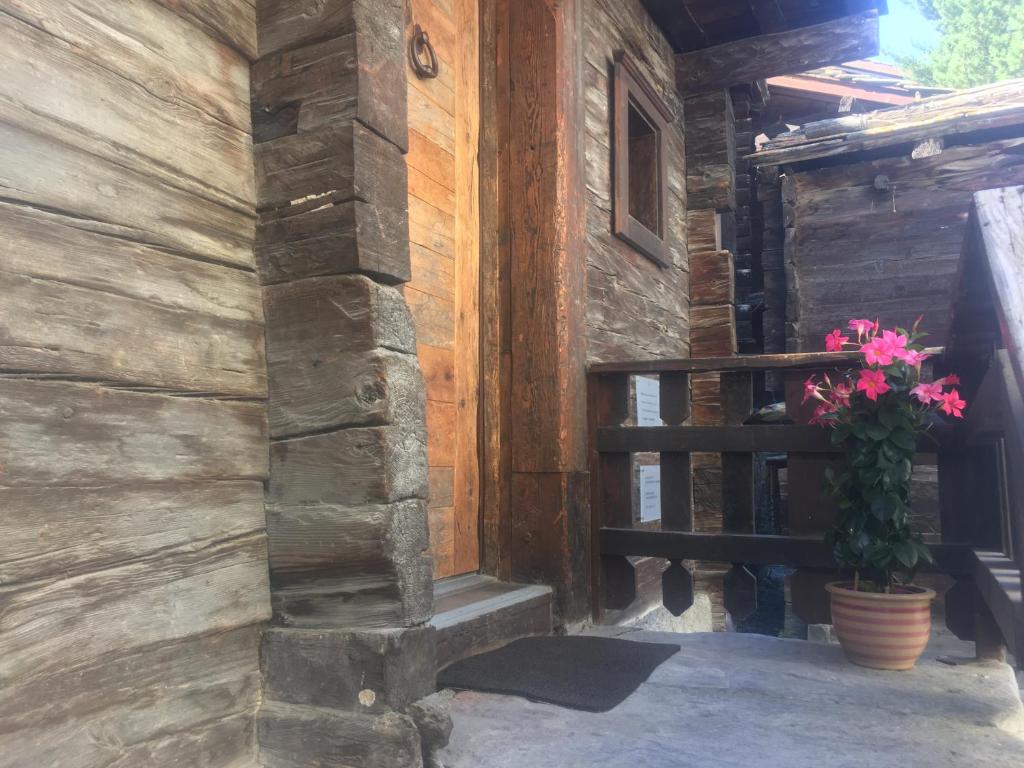 Edificio en el que se encuentra el chalet de montaña