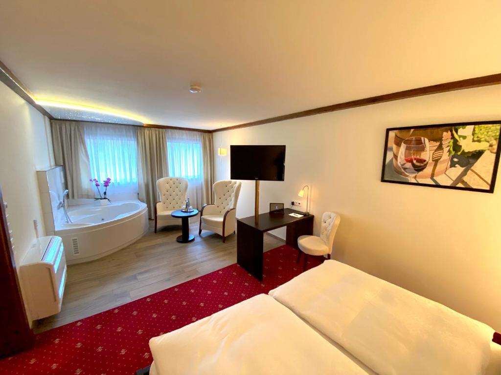 
Junior Suite with Whirlpool - Main Building
