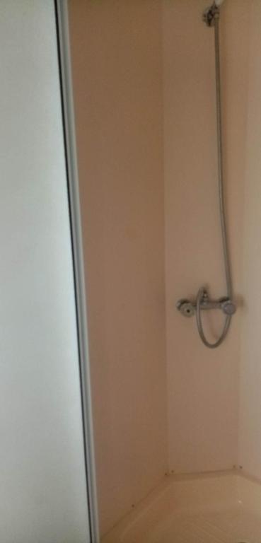 Koupelna v ubytování Stacaravan aan het water