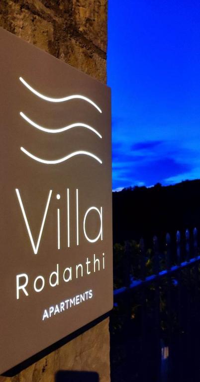 a sign for the vida rocinha amphitheatre at Villa Rodanthi Sivota in Syvota