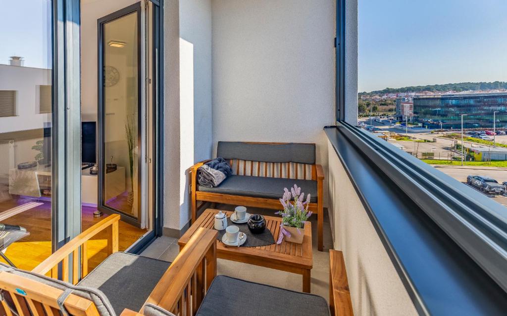 Jelena Apt.