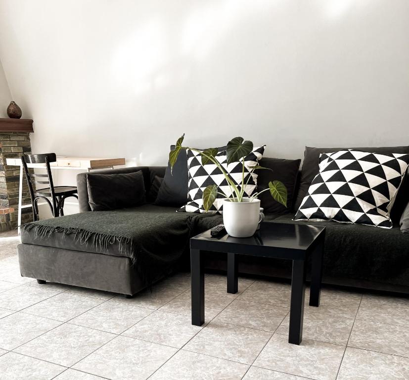 Posezení v ubytování Porto Pireo Penthouse Sea View