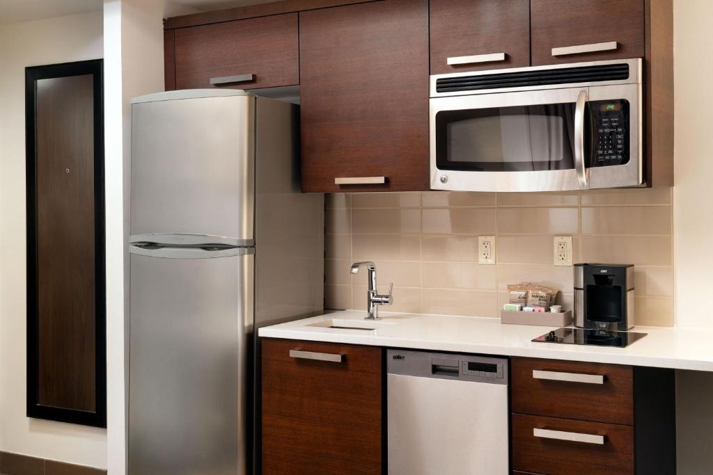 Residence Inn by Marriott New York Manhattan/ Midtown Eastside - King Studio