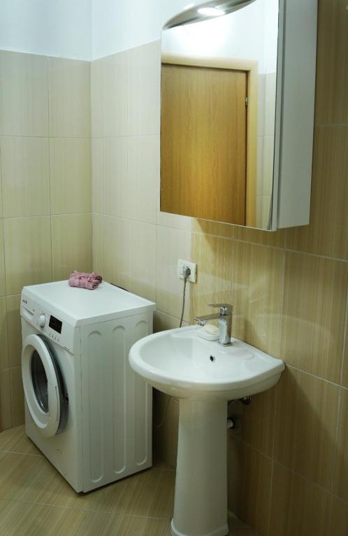 Bagno di High-Tech flat