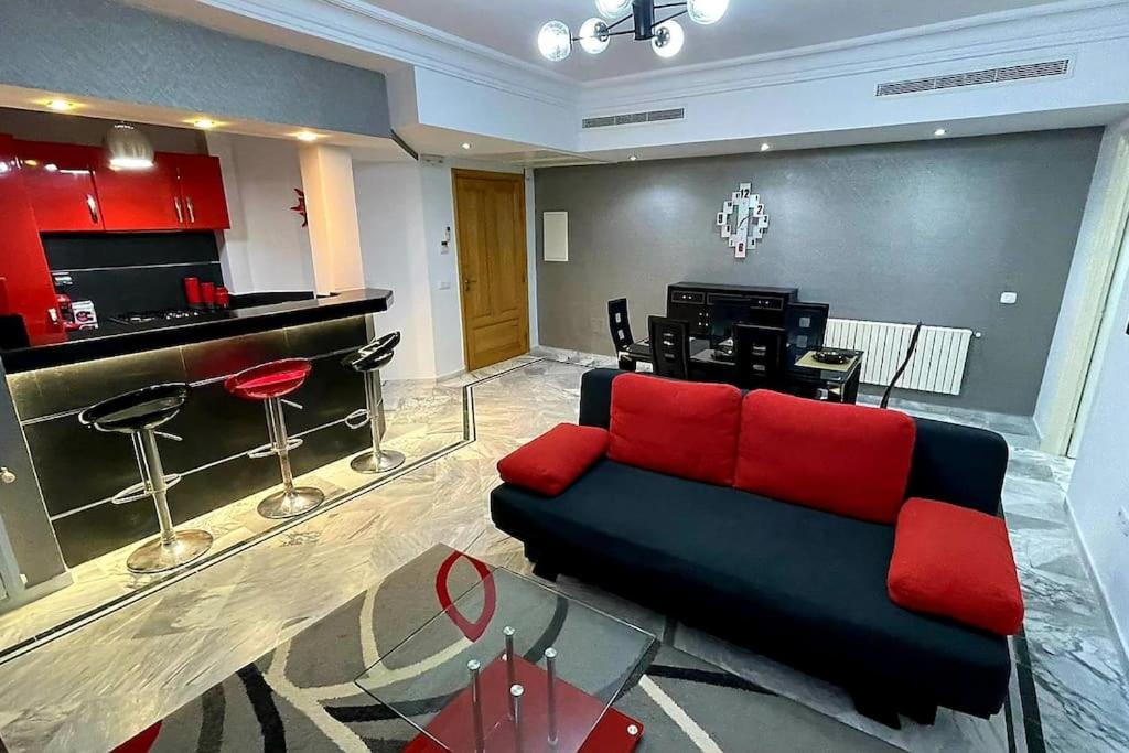 Kuchyň nebo kuchyňský kout v ubytování Appartement en bord de mer