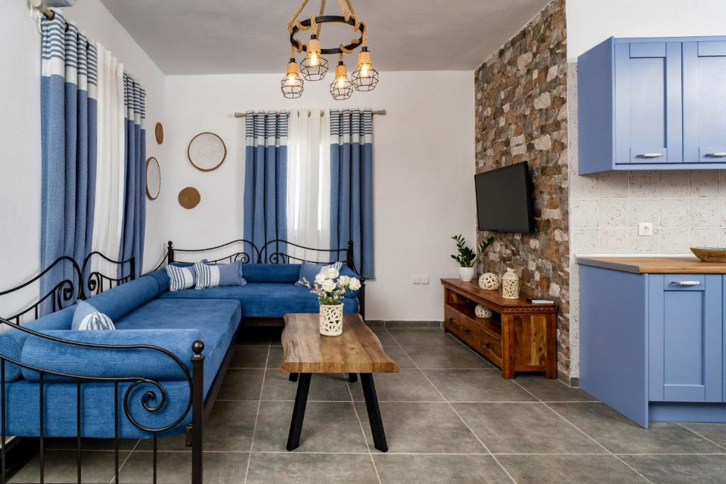 Η κουζίνα ή μικρή κουζίνα στο Cozy little house in Ios
