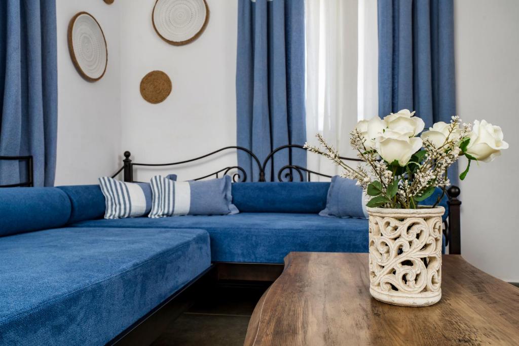Χώρος καθιστικού στο Cozy little house in Ios