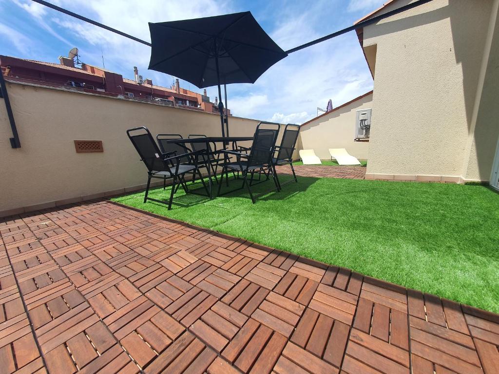 Patio alebo iná vonkajšia časť ubytovania Penthouse Blanes