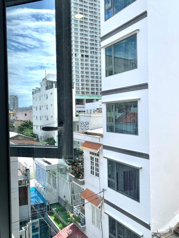 Tòa nhà nơi khách sạn tọa lạc