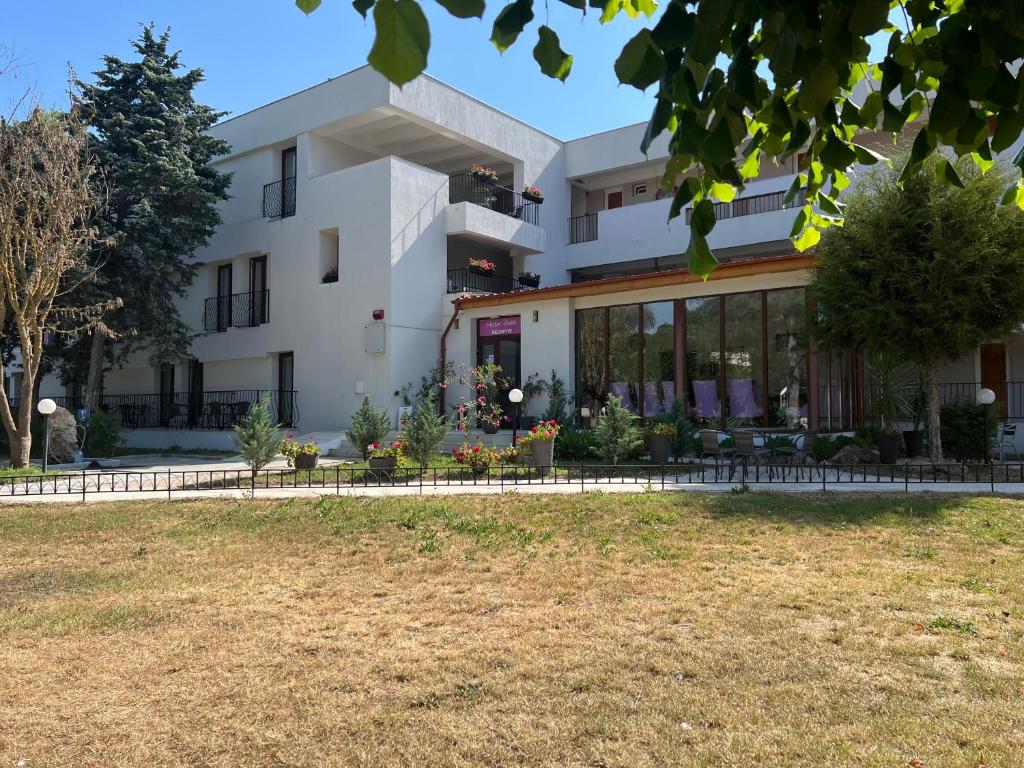 Budova, kde se hotel nachází