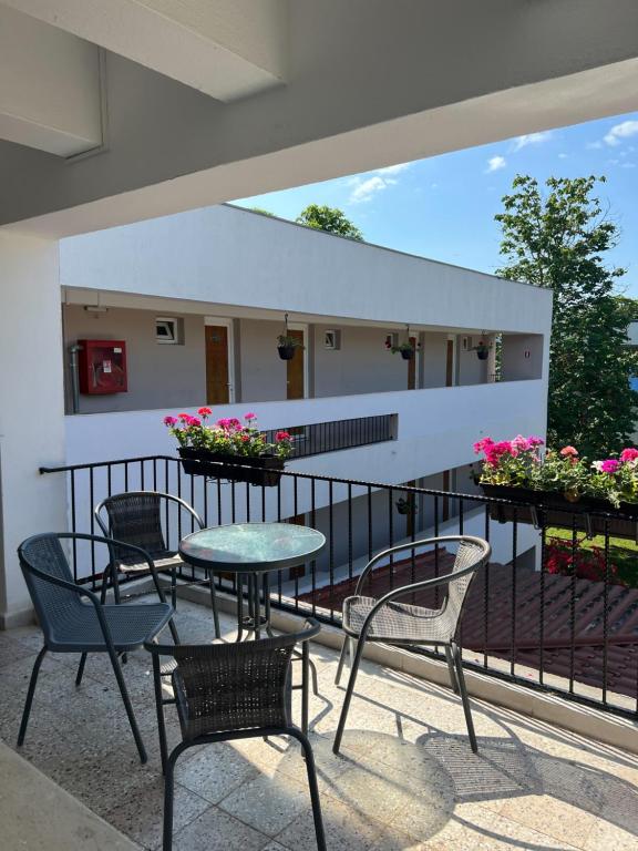 Balkón nebo terasa v ubytování Hotel Violeta