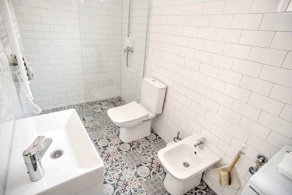 Koupelna v ubytování BOKELJSKI CVIJET apartmani