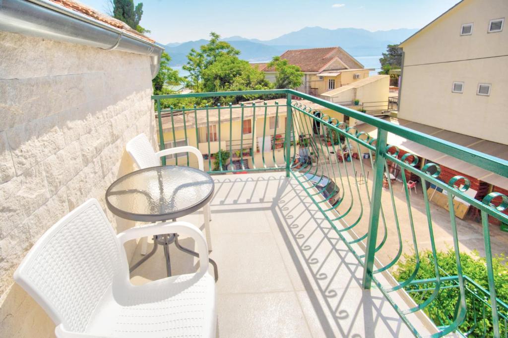 Nespecifikovaný výhled na hory nebo výhled na hory při pohledu z apartmánu