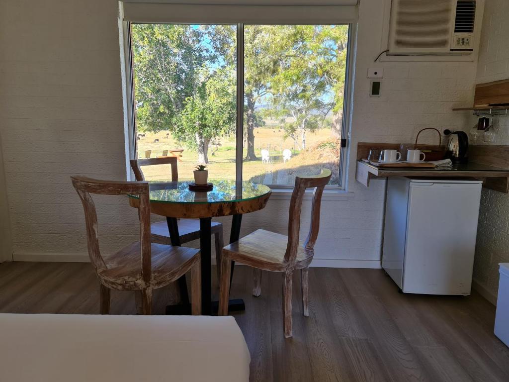 Kuchyň nebo kuchyňský kout v ubytování Vacy Hunter Valley Lodge